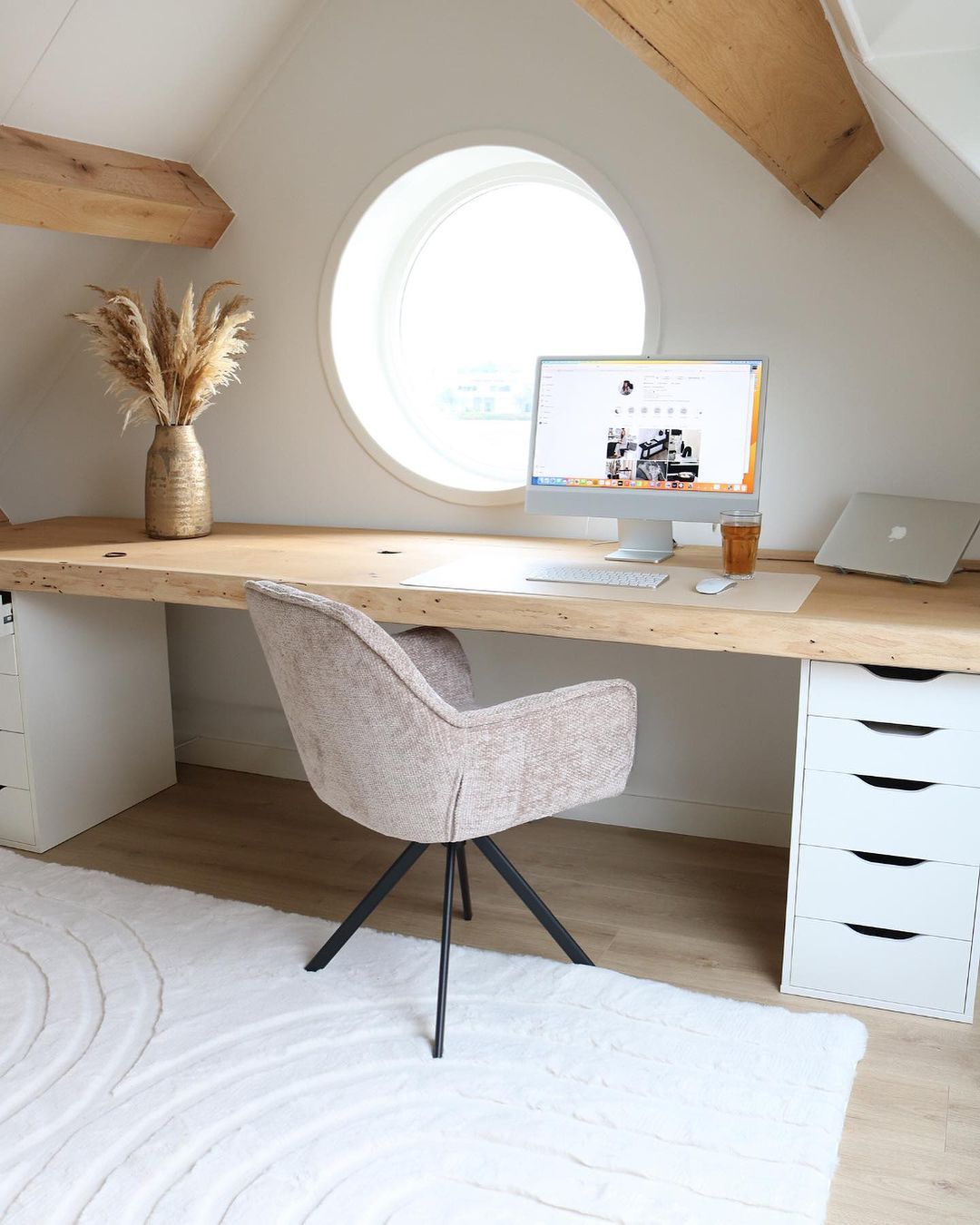 Chaise pivotante Luc